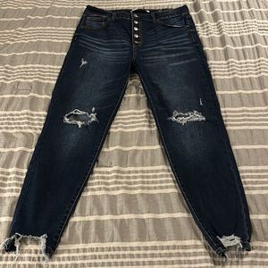 Celebrity Pink cropped Jeans